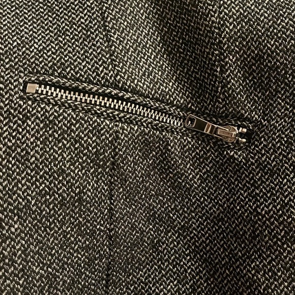 H&M Tweed Flyaway Tuxedo Blazer Open Front Zipper Detail  Ruched Sleeves - Picture 10 of 11